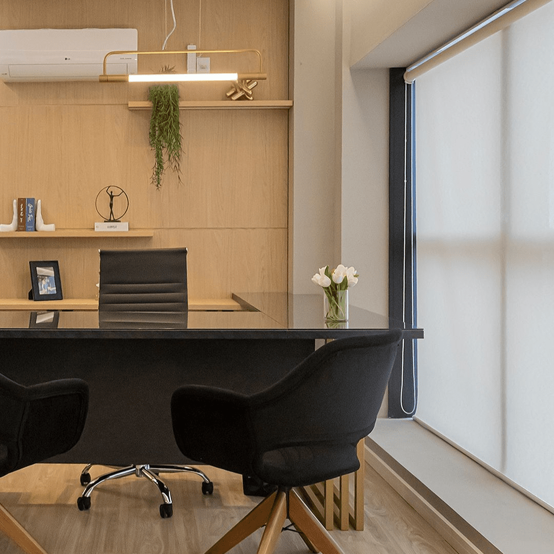 EMPRESARIAL (4)
